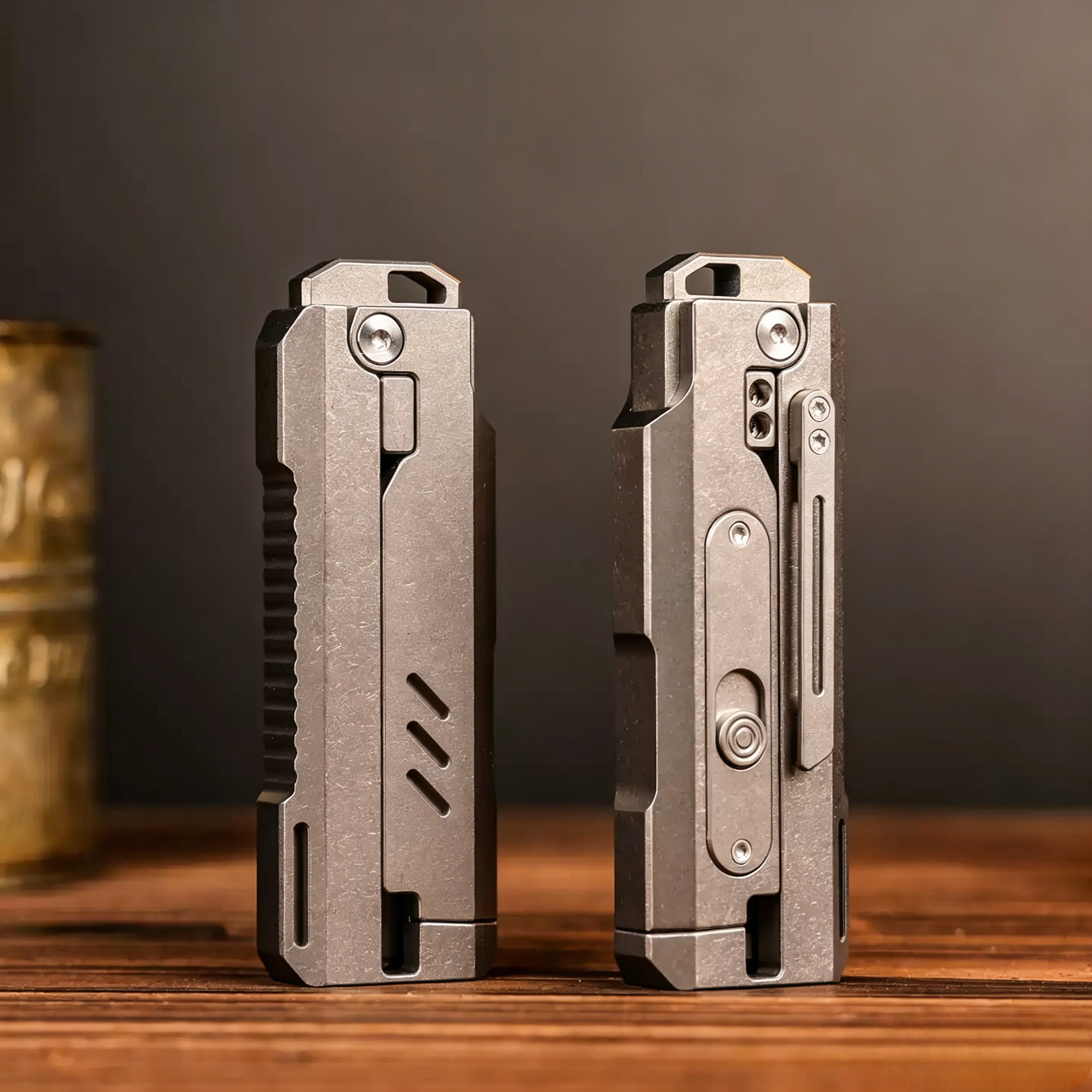 The JetFlick - Innovative Titanium Knife with Unique Opening - Image 2