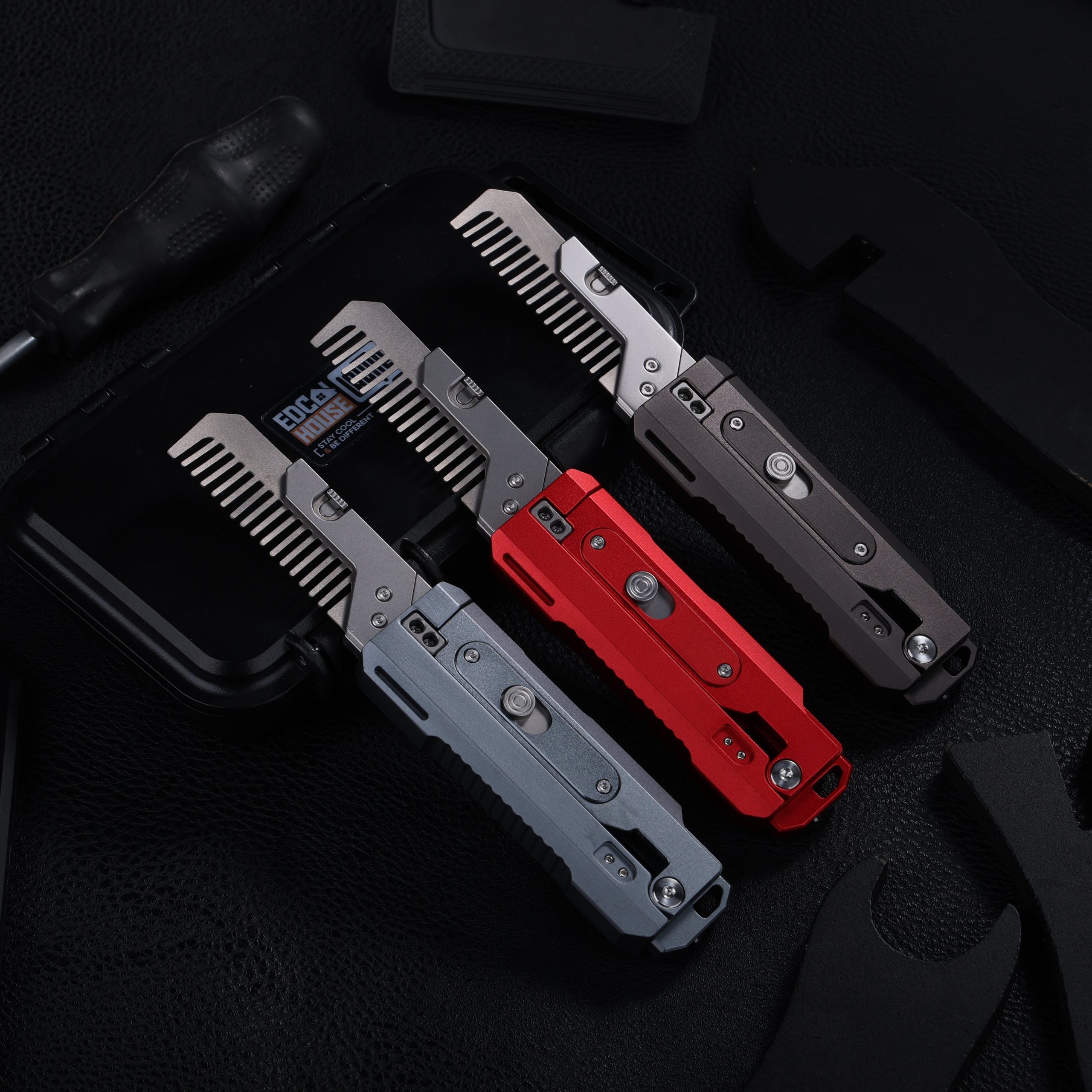 The JetFlick - Innovative Titanium Knife with Unique Opening - Image 9