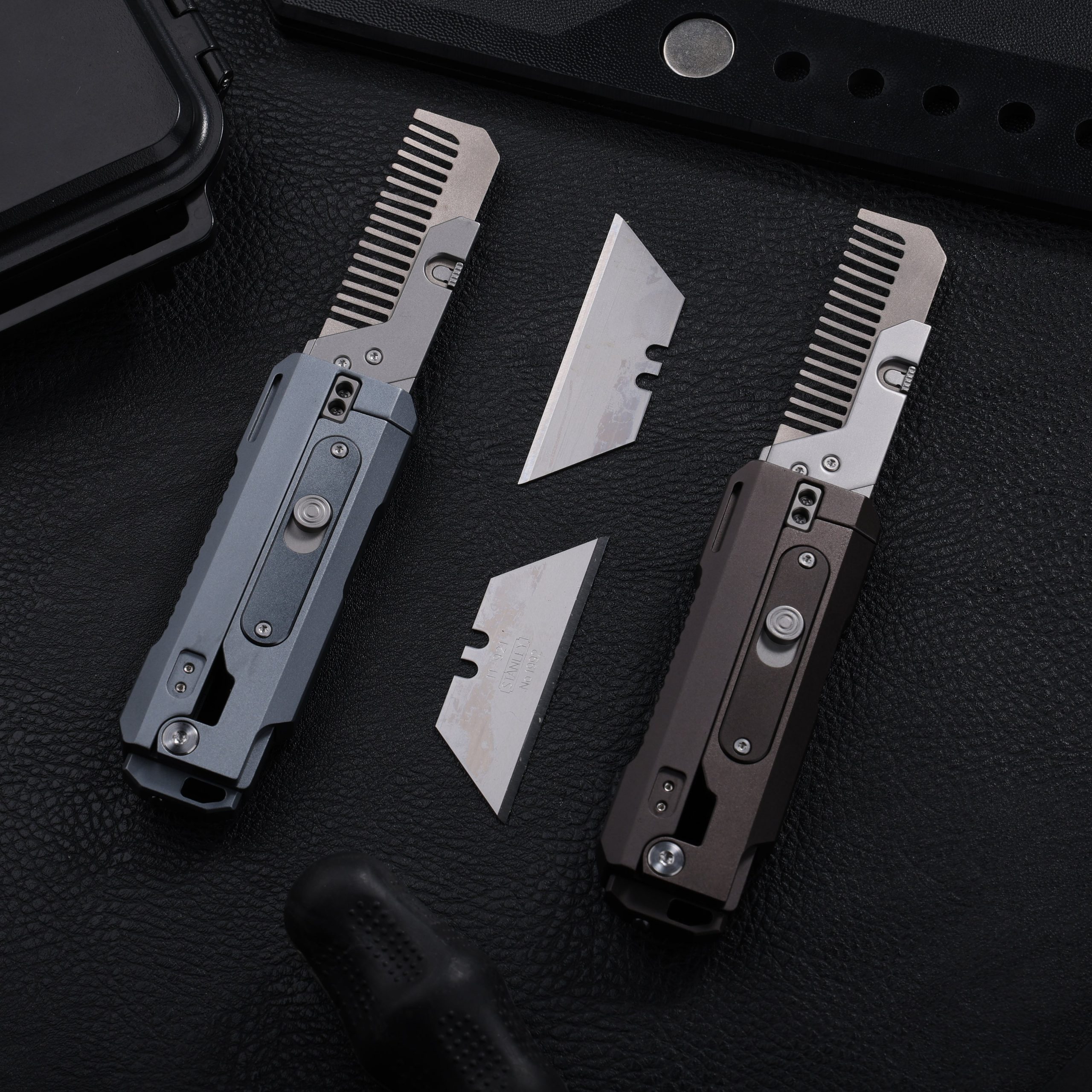 The JetFlick - Innovative Titanium Knife with Unique Opening - Image 13